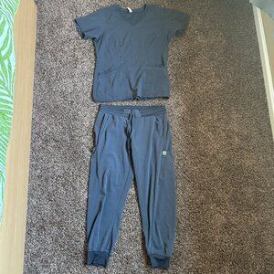 Aero Wink Remix Women's Scrub Top PLUS Cargo Jogger Scrub Pant (Both size M)